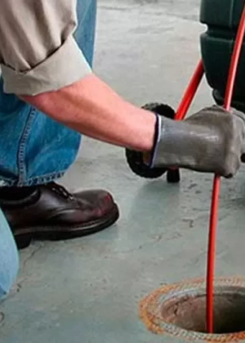 desentupidora-profissional-em-curitiba